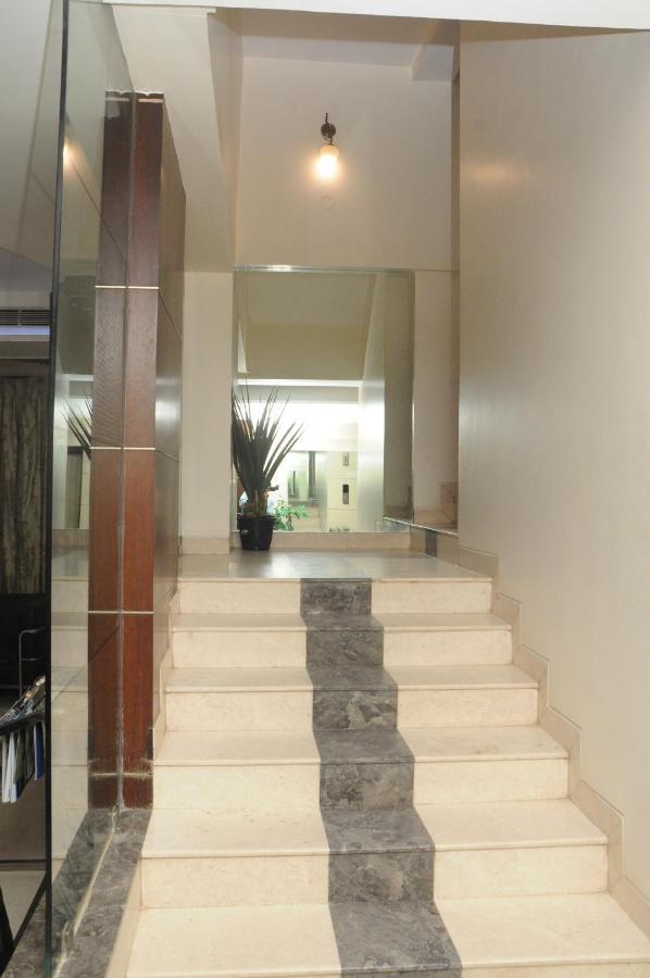 Suvarna Regency Hassan Esterno foto